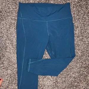 Lululemon leggings 16
